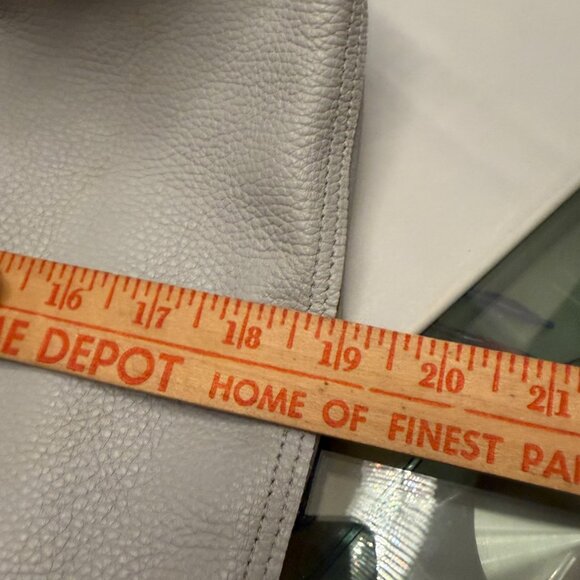 Cuyana Classic Easy Zipper Tote Light Blue Pebbled Leather Bag 2020s - Picture 12 of 15